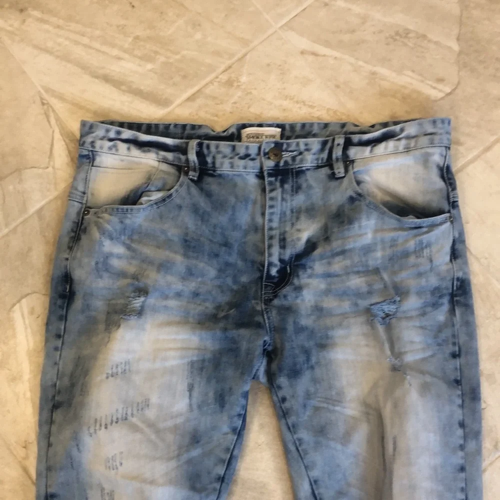 Smoke Rise Vintage 38W 34 L faded distressed jeans - Picture 2 of 10